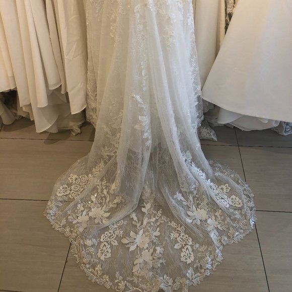 Lace and sequins, ivory, open back, straps - Picture 5 of 7